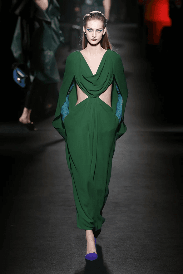 발렌시아가 FW26, 피에르 파올로 피치올리가 그려낸 ‘유포리아’적 드라마