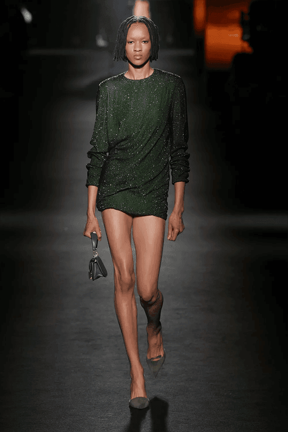 발렌시아가 FW26, 피에르 파올로 피치올리가 그려낸 ‘유포리아’적 드라마