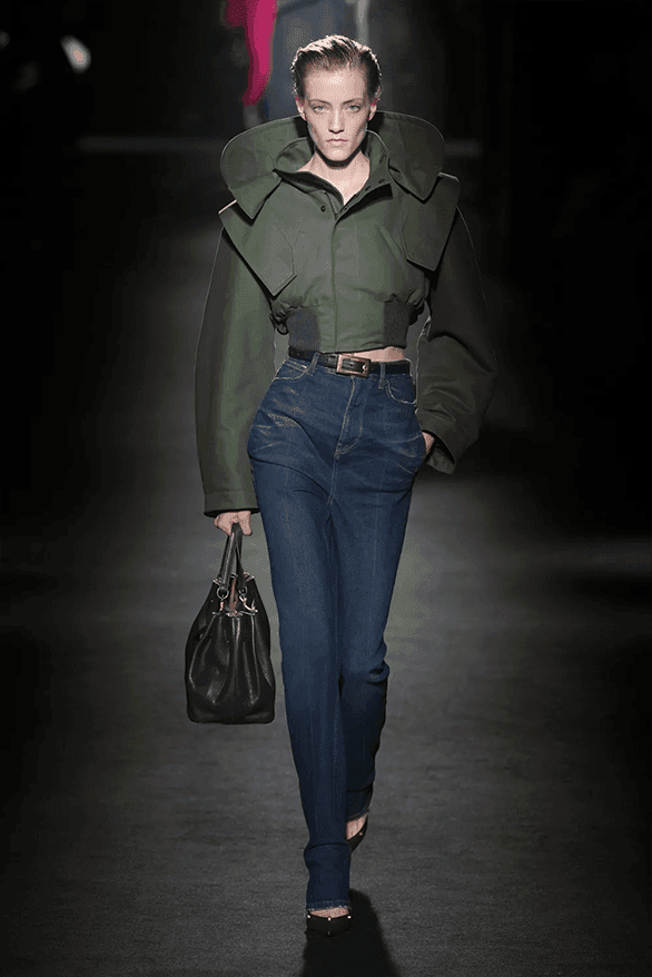 발렌시아가 FW26, 피에르 파올로 피치올리가 그려낸 ‘유포리아’적 드라마