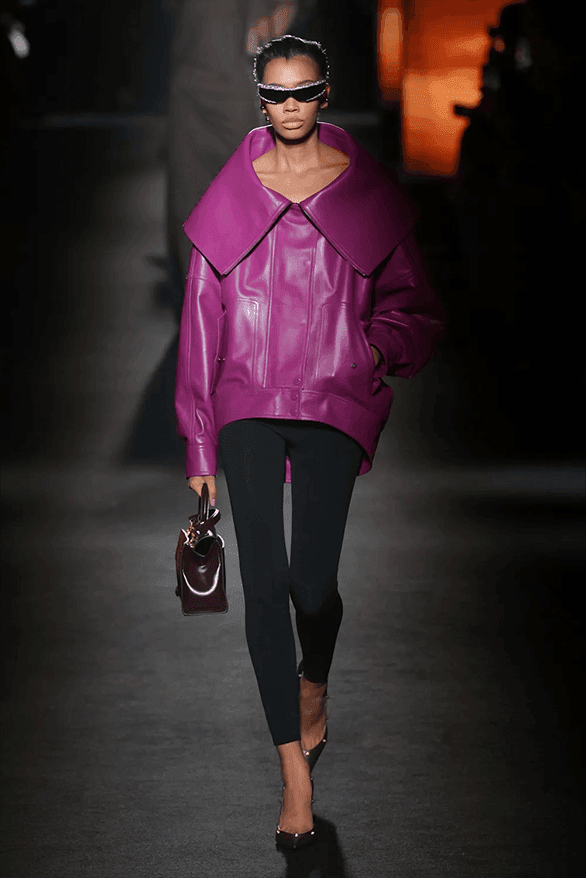 발렌시아가 FW26, 피에르 파올로 피치올리가 그려낸 ‘유포리아’적 드라마