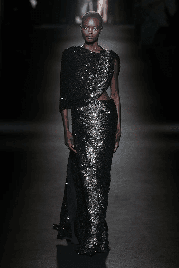 발렌시아가 FW26, 피에르 파올로 피치올리가 그려낸 ‘유포리아’적 드라마