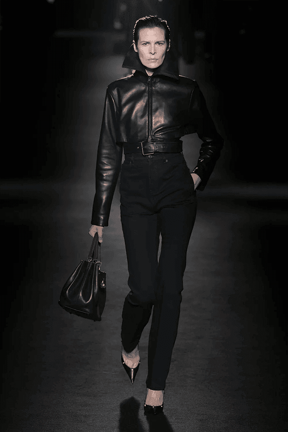 발렌시아가 FW26, 피에르 파올로 피치올리가 그려낸 ‘유포리아’적 드라마