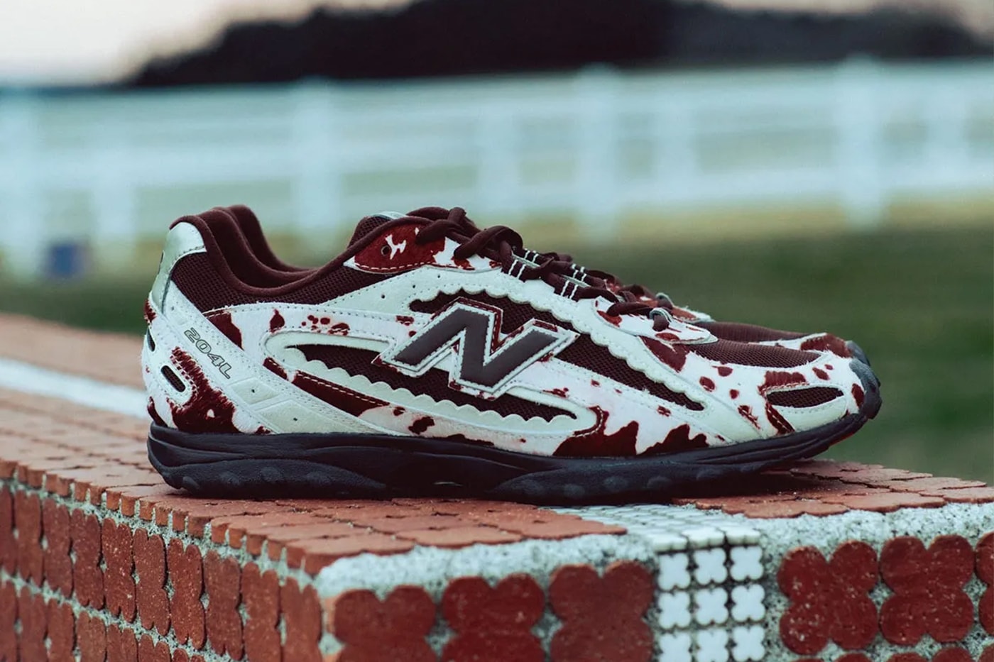 아트모스 x 뉴발란스 204L 출시 정보