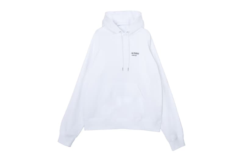 사카이, 알리야를 기리는 캡슐 컬렉션 공개