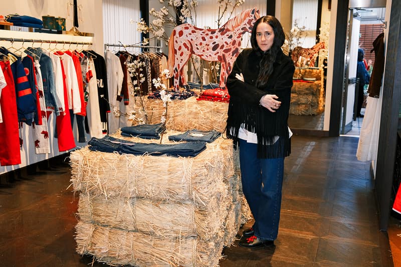 보디 크리에이티브 디렉터 인터뷰: 에밀리 아담스 보디 아우즐라가 말하는 리바이스 협업