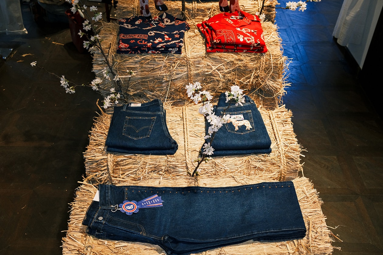 보디 크리에이티브 디렉터 인터뷰: 에밀리 아담스 보디 아우즐라가 말하는 리바이스 협업