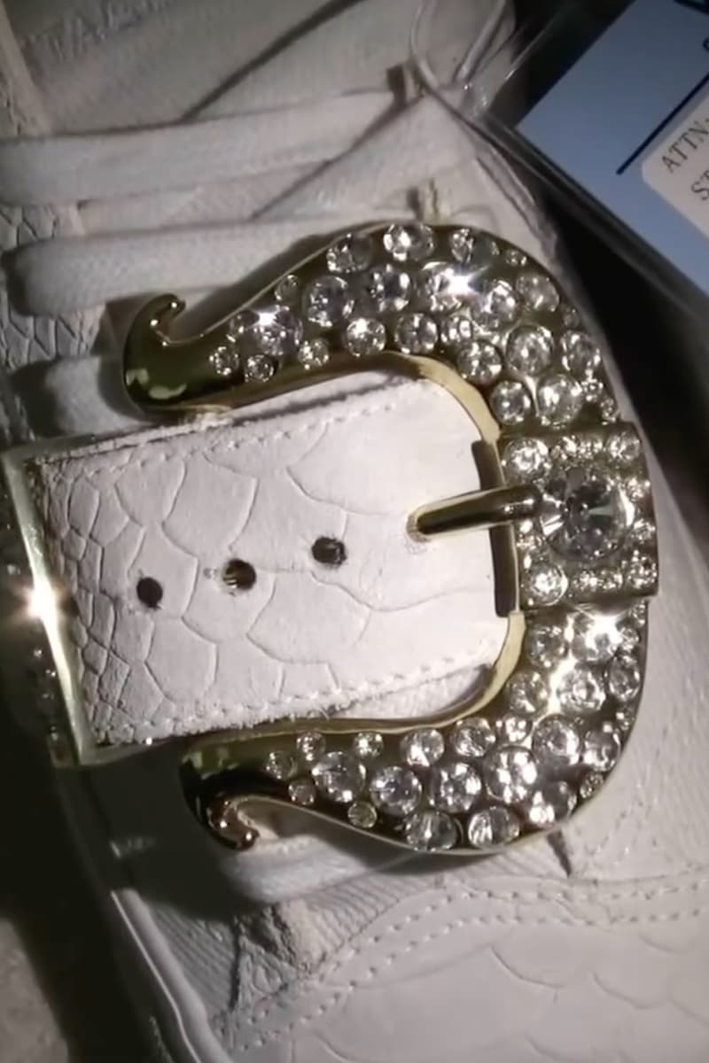 메타걸 스튜디오 x 반스 스니커 퍼스트룩 공개