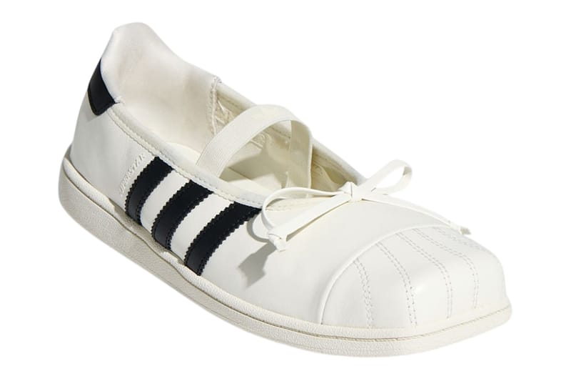 JENNIE의 adidas Superstar Square Ballet 슈즈 공식 이미지 공개