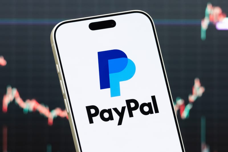 Stripe 인수 협상 격화에 PayPal 주가 출렁