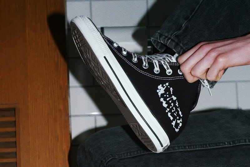 ‘BOMBING’ 그래픽을 입은 Buffer x Converse All Star Hi