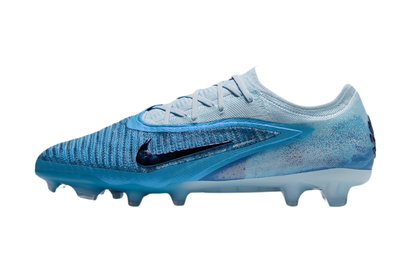 Erling Haaland의 새로운 Nike Phantom 6 Low Elite, 물에 닿아야 진짜 색깔을 드러낸다