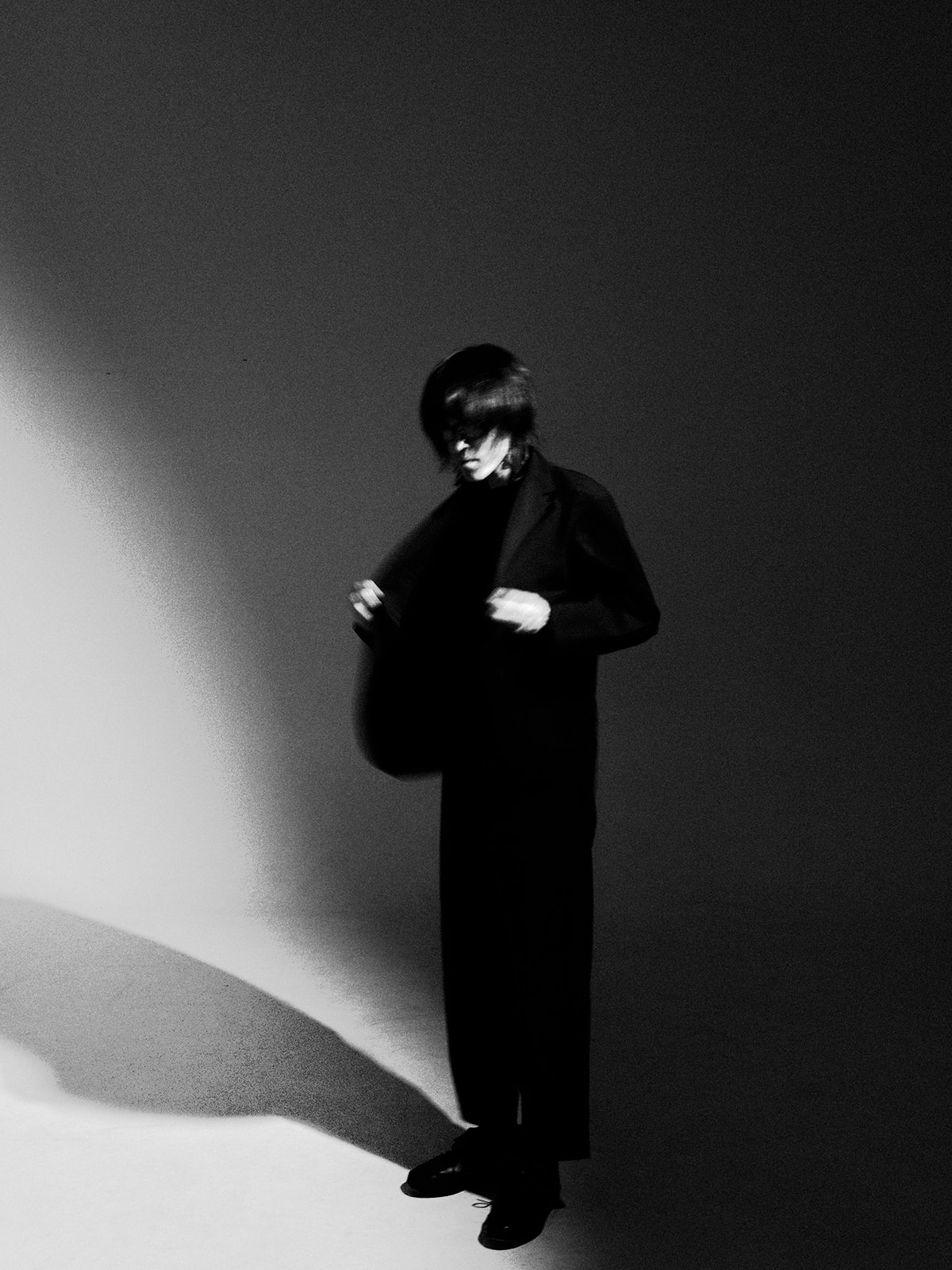 김심야 인터뷰: 비우고 지워 I move my feet