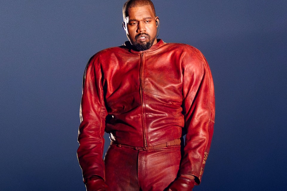 예(Ye), LA 신규 플래그십 스토어에서 이지(YEEZY) 런웨이 복귀 준비