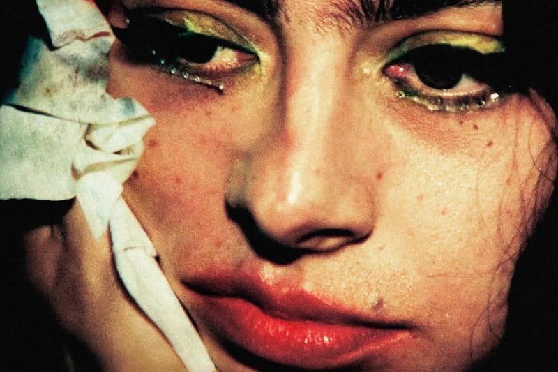 Unang Silip: Teaser Trailer ng A24 Feature Film ni Charli XCX na “The Moment”