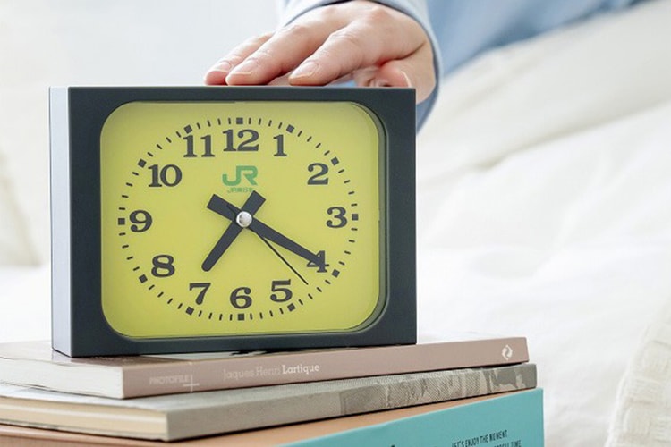 Oras ng Biyahe: Ikonikong Fluorescent Station Clock ng Japan JR East, Magiging Iyo na Ngayon