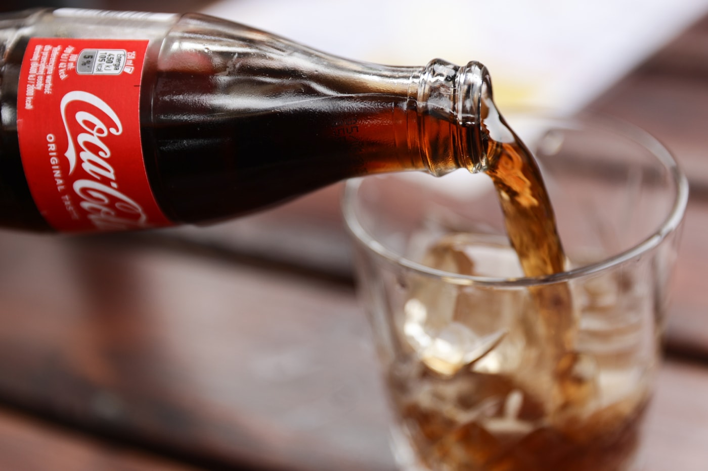 YouTuber LabCoatz, umano’y na-decode ang 139‑taong sikretong recipe ng Coca‑Cola