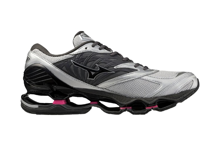 Nagshi-shine ang Mizuno “Silver” WAVE PROPHECY LS na Sneaker sa Futuristic na Estilo