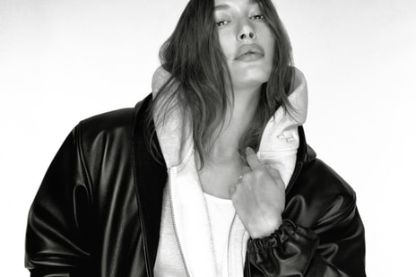 SKYLRK ni Justin Bieber, kinuha si Hailey Bieber para sa bagong capsule drop