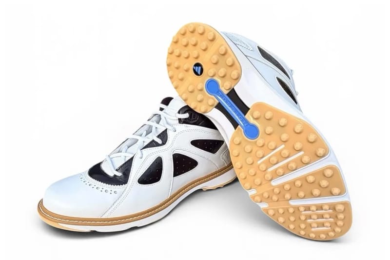 Bunny for Birdie: Dinala ni Bad Bunny ang adidas Badbo 1.0 niya sa Golf Course