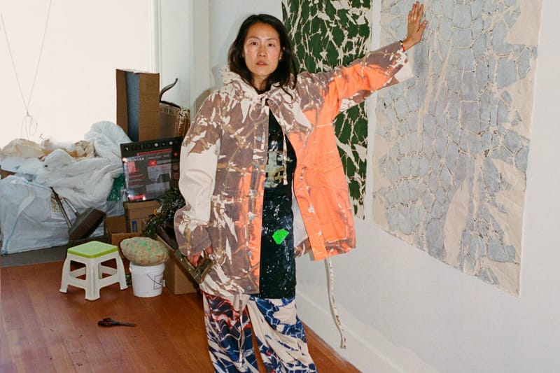 Ang Artist Uniform ayon sa Études Studios at Maia Ruth Lee