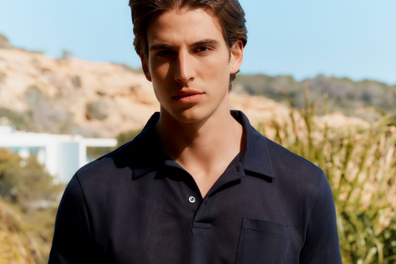Ipinagdiriwang ng Sunspel ang 20 Taon ng James Bond Riviera Polo sa Eksklusibong Sea Island Cotton Edition
