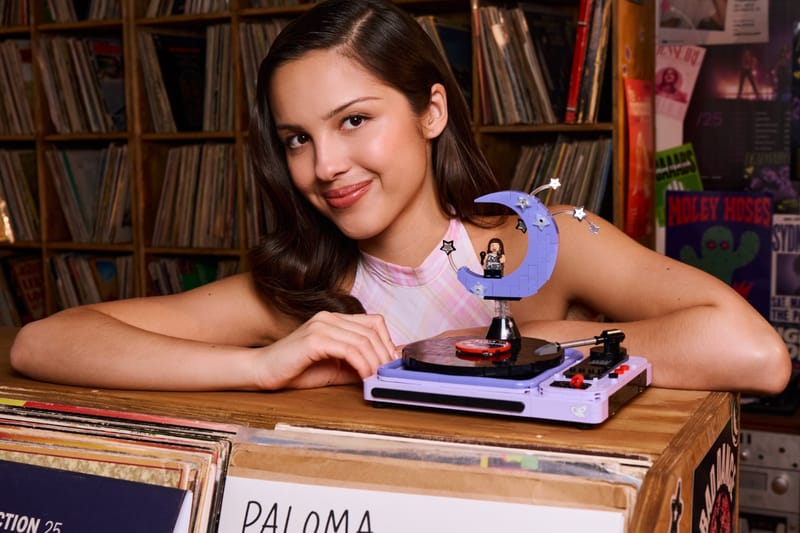 LEGO Editions, binuo ang sariling uniberso ni Olivia Rodrigo, brick by brick, sa limang panibagong set