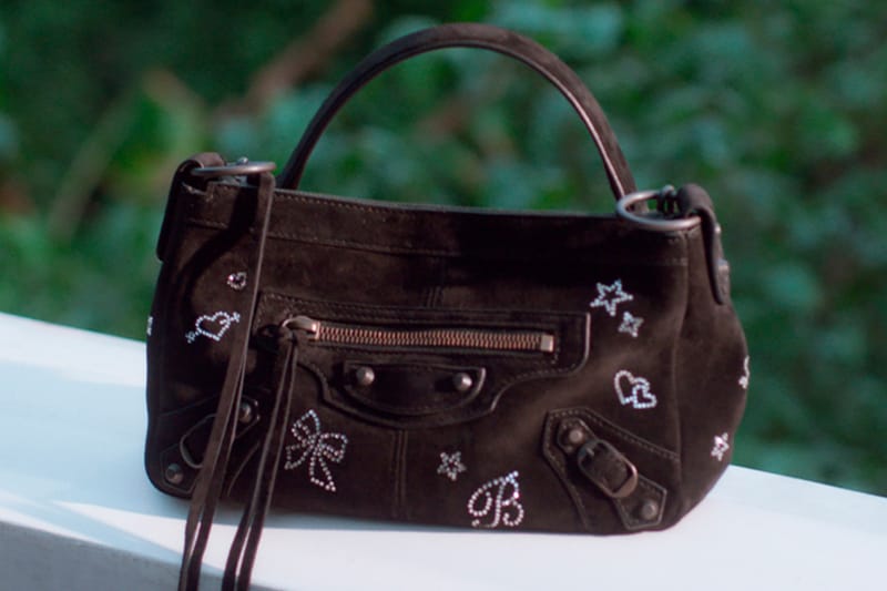 Balenciaga: Isuot ang Puso Mo sa Manggas Ngayong Tag-init