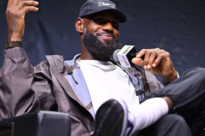 Binasag ni LeBron James ang All-Time Jersey Sales Record Matapos Pumirma sa Philadelphia 76ers