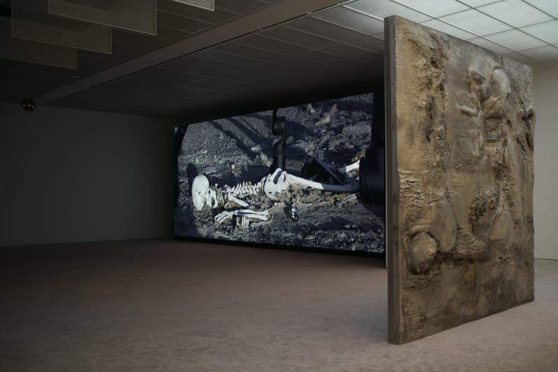 Ginawang Halimaw na Labirint ni Pierre Huyghe ang Fondation Beyeler