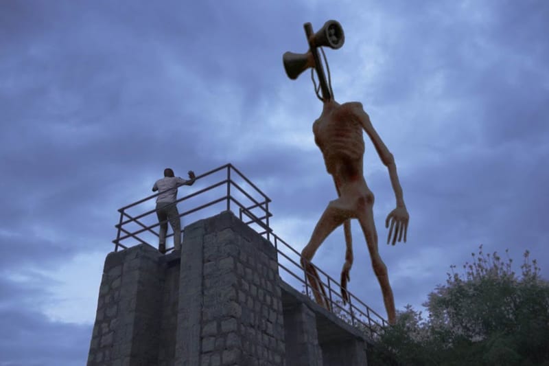 Ginagawang Malaking Pelikula ng Zach Cregger at Warner Bros. ang YouTube Horror Short na ‘Siren Head,’ Bagong Big Bets ng Hollywood sa Viral Horror