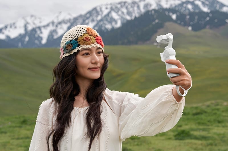 Bakit Luna Ultra ang Ultimate Solo Vlogging Camera Mo—Mula Fashion Week Hanggang Live Music