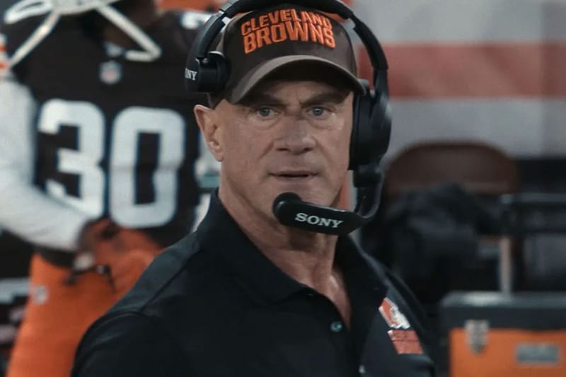 Sasabak sina Christopher Meloni at William H. Macy sa Magulong Mundo ng Football sa 'The Land' ng Hulu