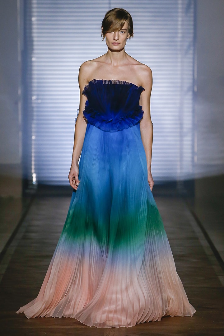 Clare Waight Keller 入主 Givenchy 後首個 2018 女裝及男裝春夏高級訂製系列