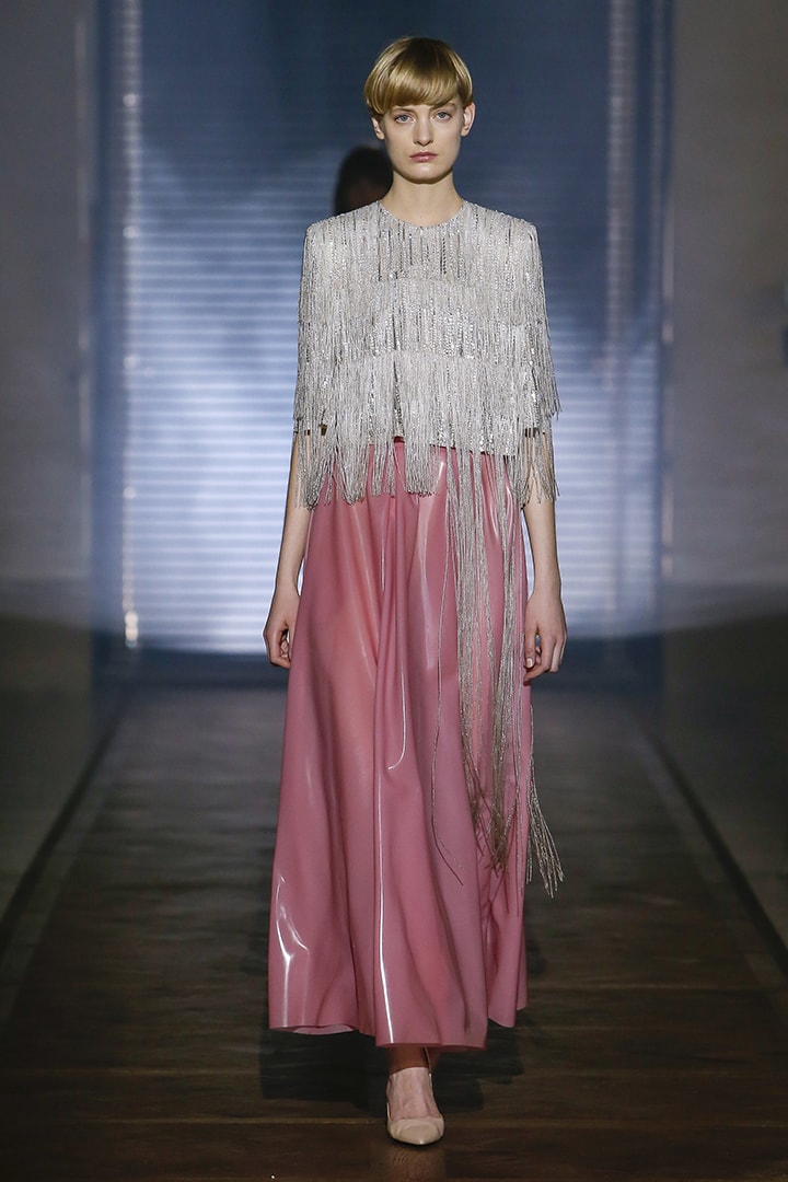 Clare Waight Keller 入主 Givenchy 後首個 2018 女裝及男裝春夏高級訂製系列