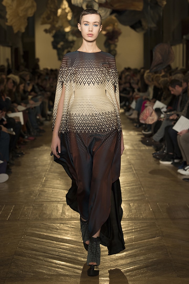 Iris van Herpen 2018 春夏高訂系列 高科技打造人裳合一 展現大自然本質