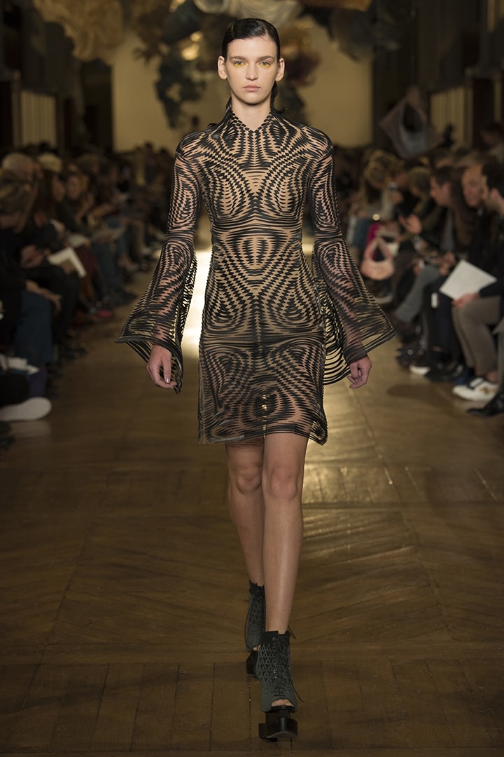 Iris van Herpen 2018 春夏高訂系列 高科技打造人裳合一 展現大自然本質