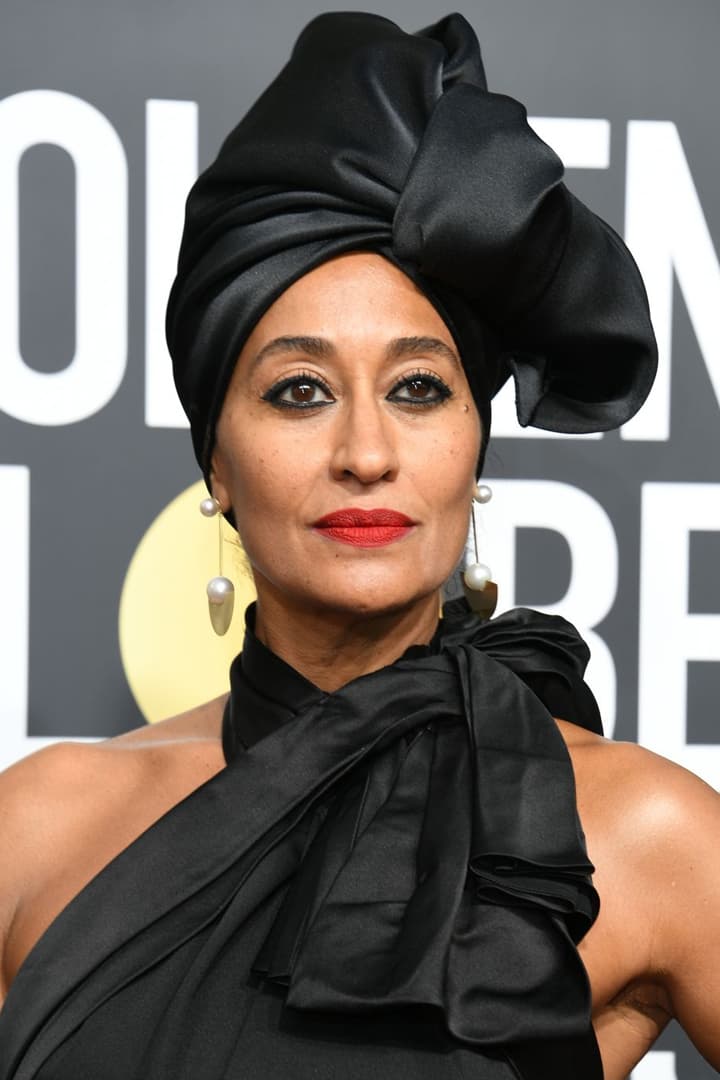 金球獎女星一律選擇以黑禮服上場  妝容髮型方面又如何突出搶鏡呢