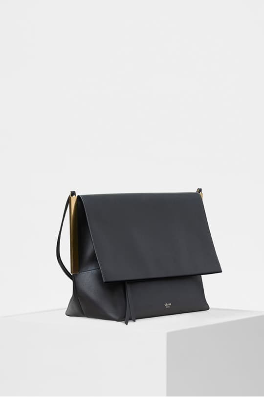 簡約又復古的設計:一次過看 Céline 「Clasp」新季系列 22 個手袋!
