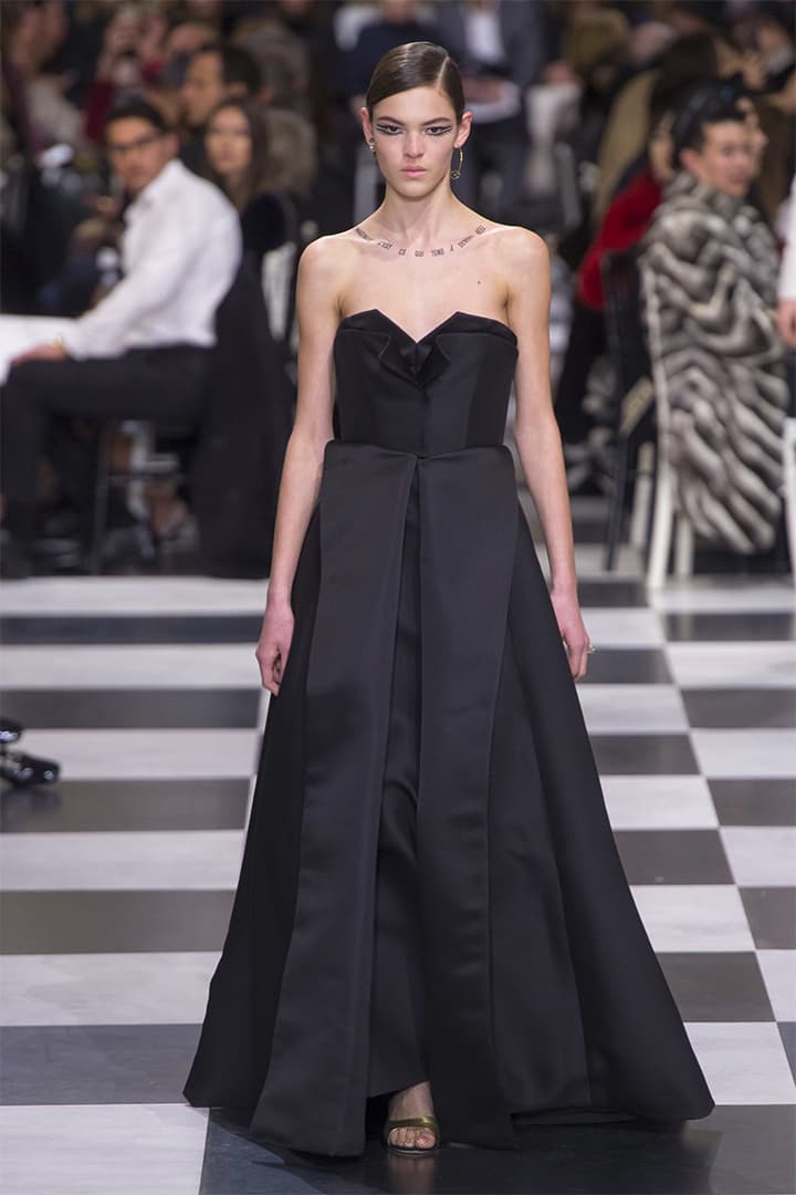 Christian Dior 2018 春夏高訂系列於巴黎時裝周 PFW 發佈