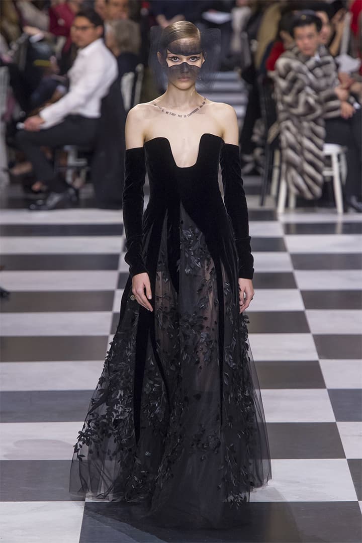 Christian Dior 2018 春夏高訂系列於巴黎時裝周 PFW 發佈