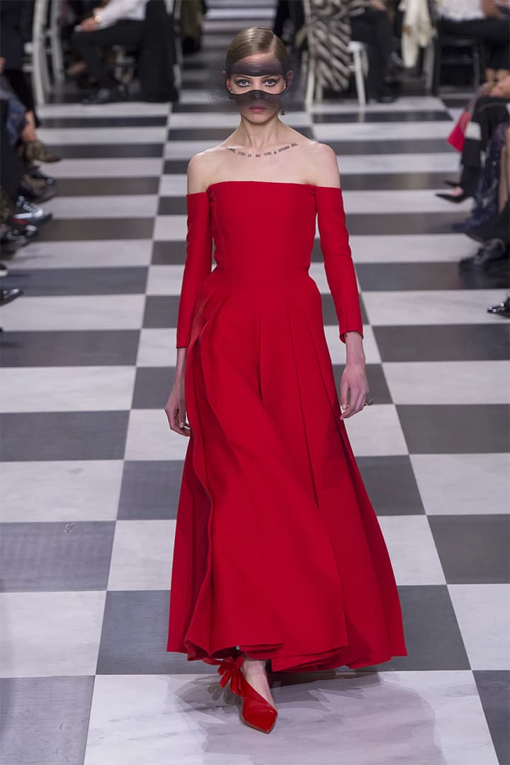 Christian Dior 2018 春夏高訂系列於巴黎時裝周 PFW 發佈