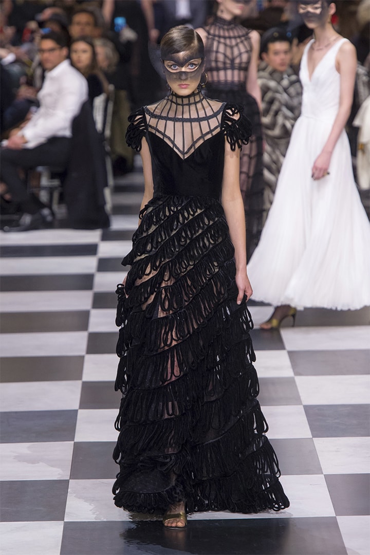 Christian Dior 2018 春夏高訂系列於巴黎時裝周 PFW 發佈