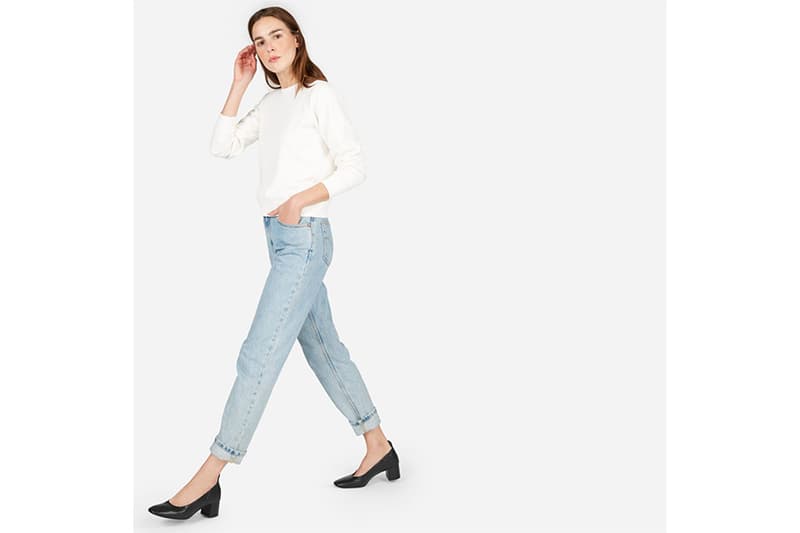 被譽為最好穿的高跟鞋的 Everlane the day heels  終於補貨