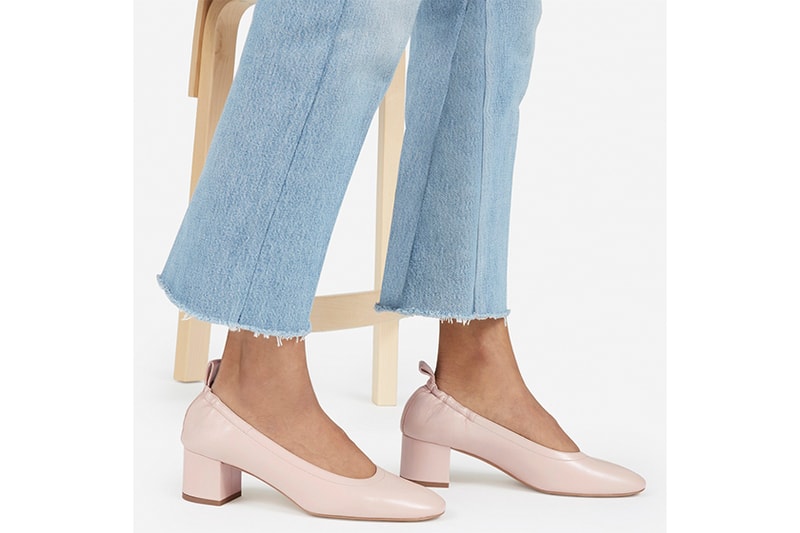 被譽為最好穿的高跟鞋的 Everlane the day heels  終於補貨