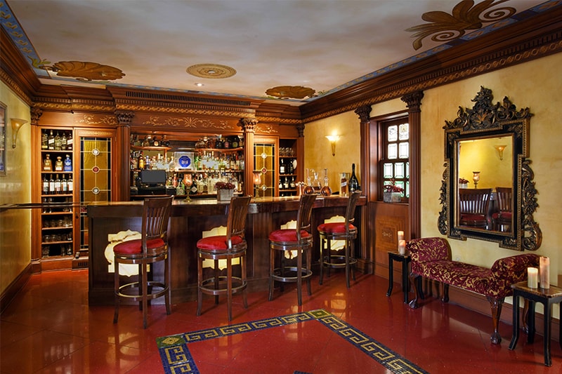 Gianni Versace 連環謀殺案後 故居成了邁阿密豪華精品酒店  The Villa Casa Casuarina