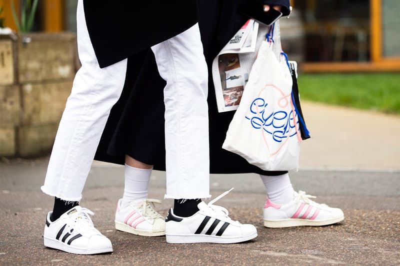eBay 公佈 2017 年銷量最高的 3 款波鞋分別是 adidas Originals Superstar Reebok Classic Nike Cortez