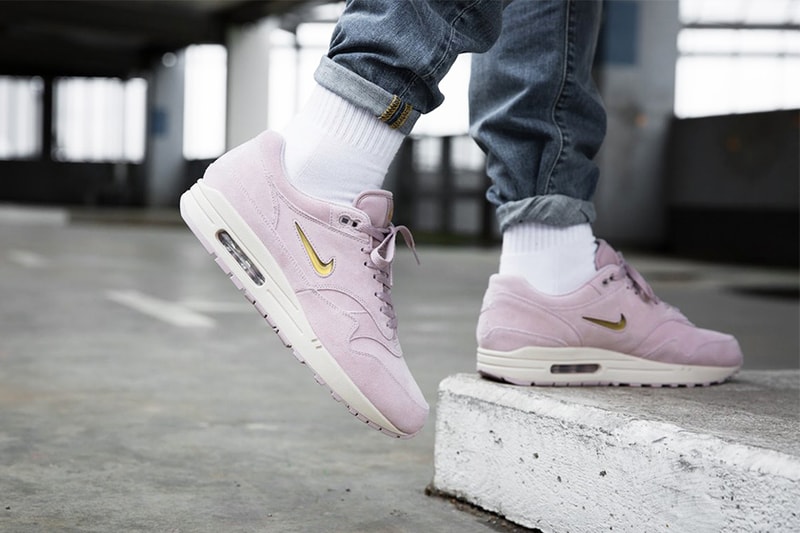 Nike Air Max 1 全新粉紅  金色波鞋