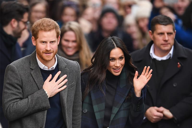 Meghan Markle 背上 Strathberry 斜揹袋打破皇室慣例