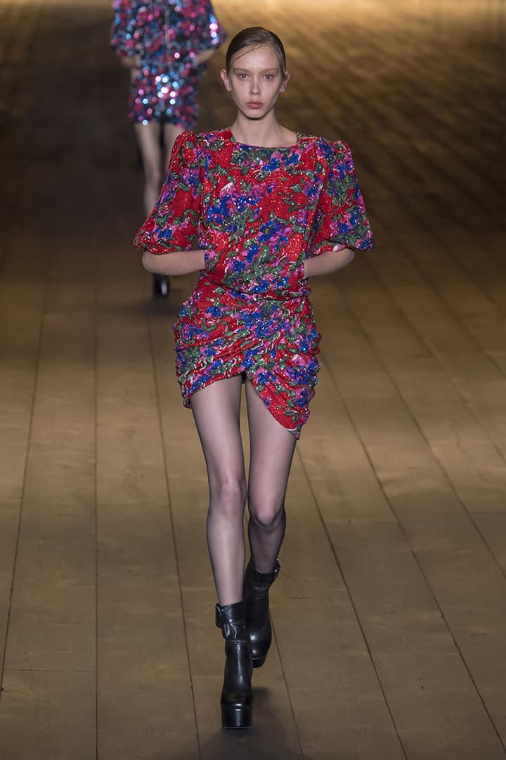 Saint Laurent 2018 秋冬系列性感超短剪裁