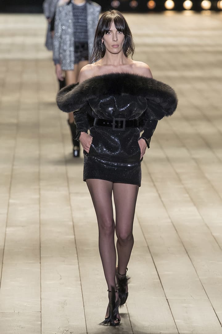 Saint Laurent 2018 秋冬系列性感超短剪裁